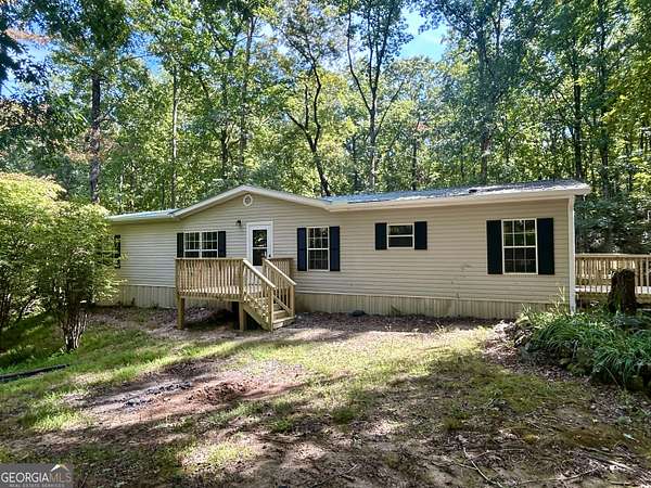 3.1 Acres of Land with Home for Sale in Cleveland, Georgia