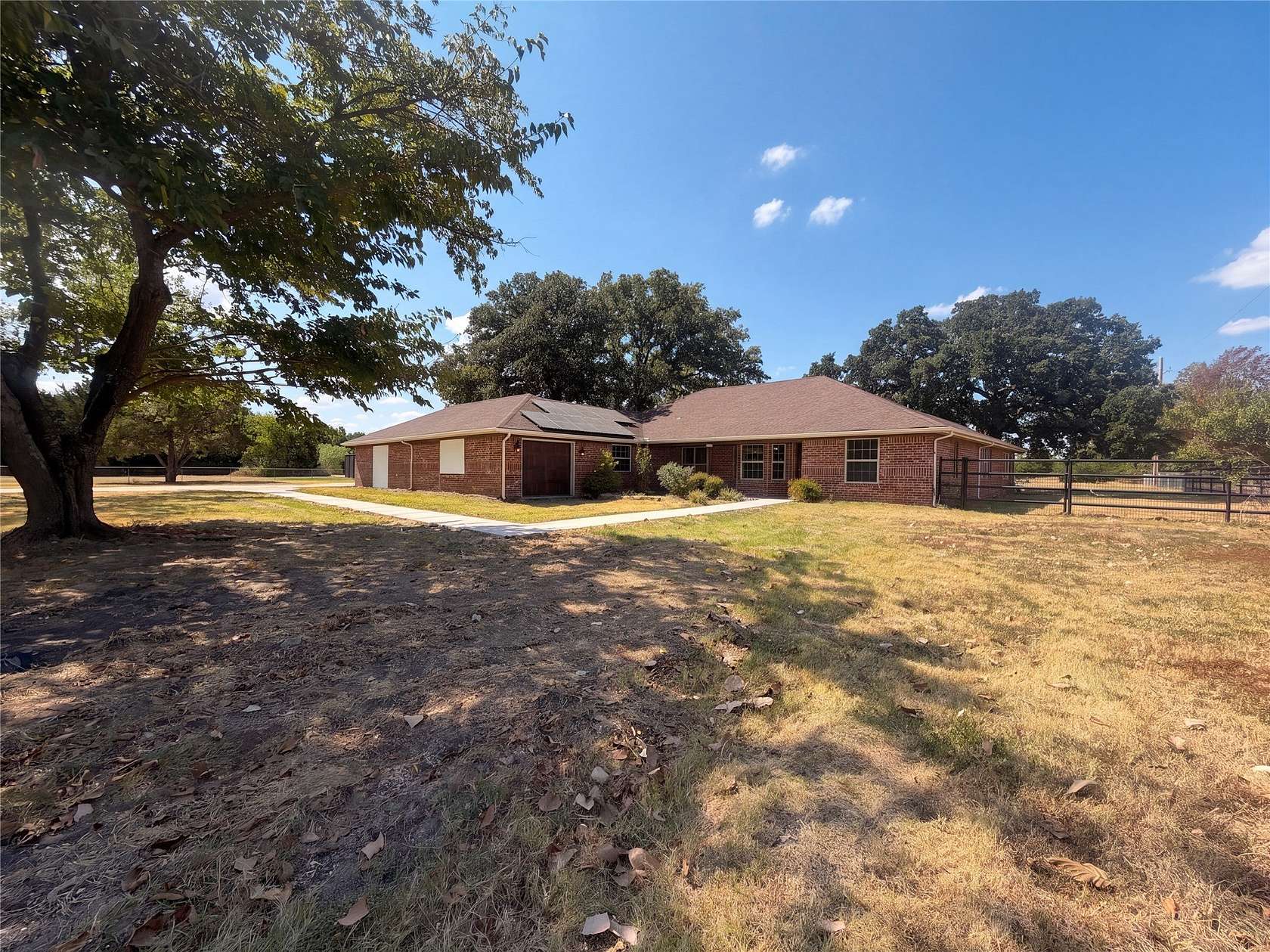 3.15 Acres of Land with Home for Sale in Mansfield, Texas