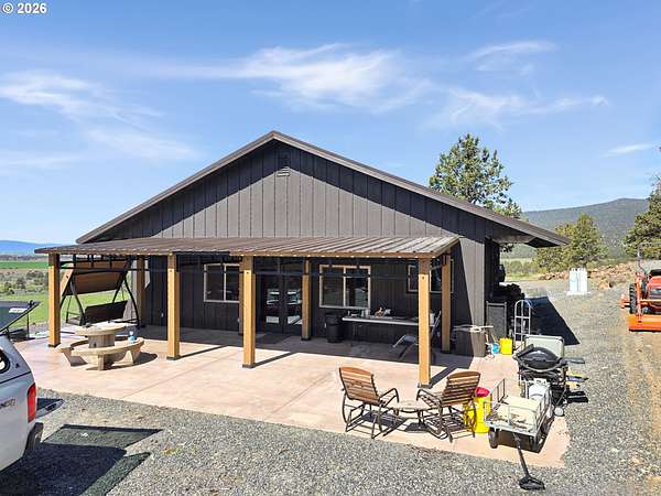 40.3 Acres of Recreational Land with Home for Sale in Merrill, Oregon