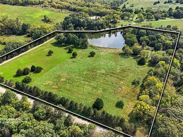 11 Acres of Recreational & Residential Land for Sale in Kingston, Missouri