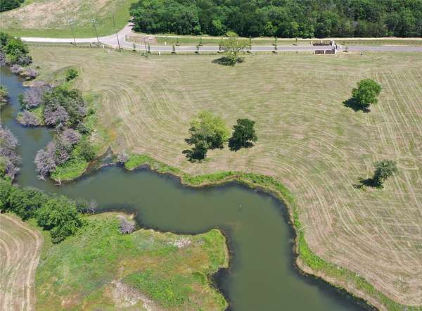 1.19 Acres of Residential Land for Sale in Honey Grove, Texas