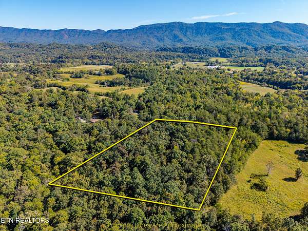 5.26 Acres of Residential Land for Sale in Seymour, Tennessee