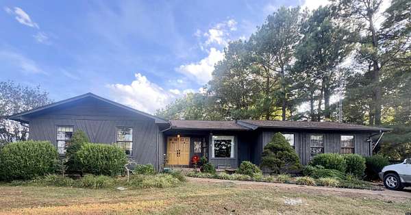 17.5 Acres of Land with Home for Sale in Troy, Tennessee