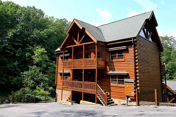 58.4 Acres of Recreational Land with Home for Sale in Sevierville, Tennessee