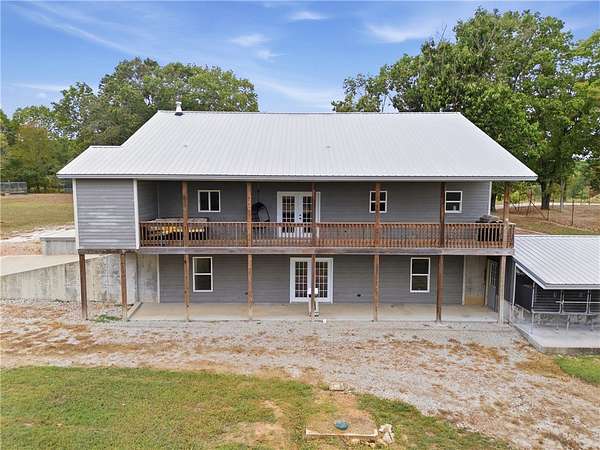 20.6 Acres of Land with Home for Sale in Eagle Rock, Missouri