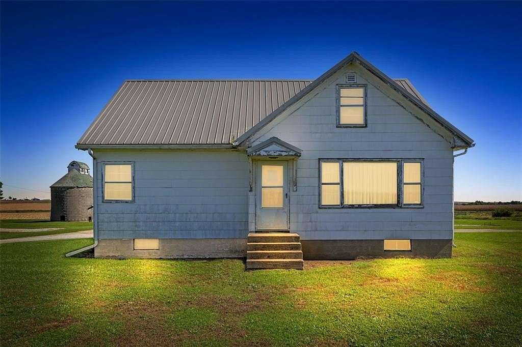 7 Acres of Land with Home for Sale in Newhall, Iowa