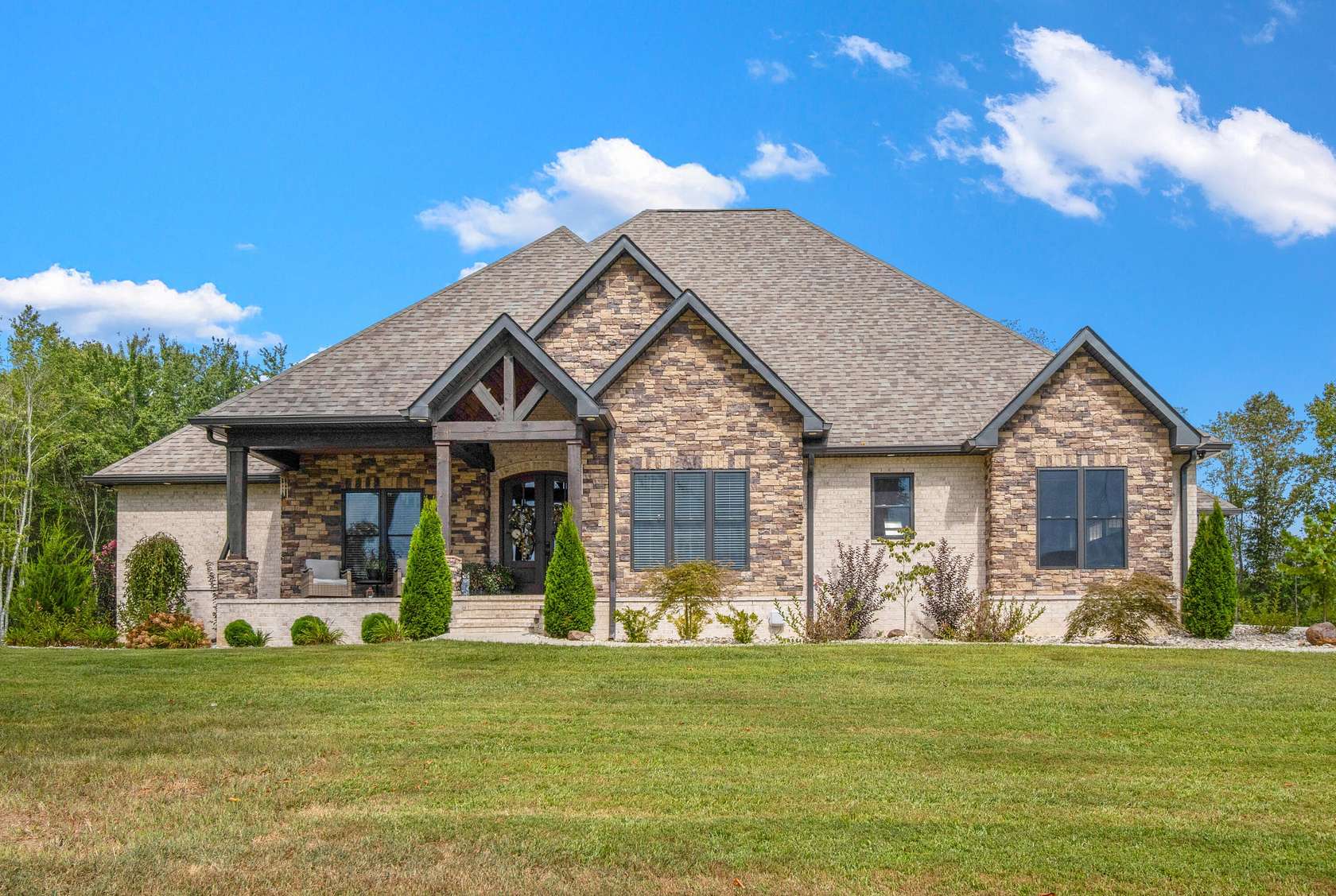 4.59 Acres of Land with Home for Sale in London, Kentucky