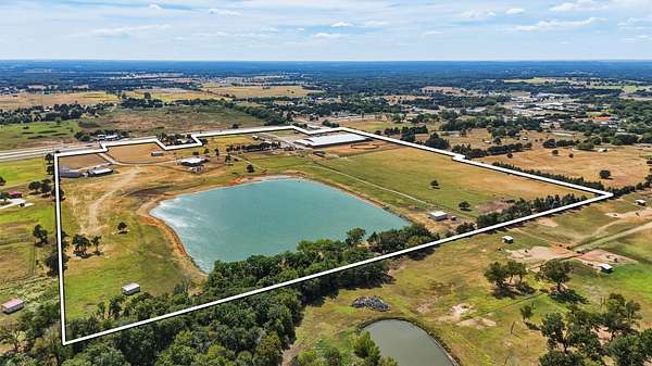 50.2 Acres of Improved Land for Sale in Whitesboro, Texas