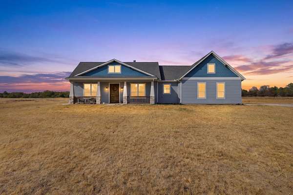 14.4 Acres of Land with Home for Sale in Lone Oak, Texas