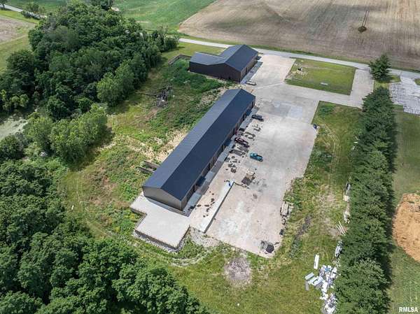 1.74 Acres of Commercial Land for Lease in Quincy, Illinois