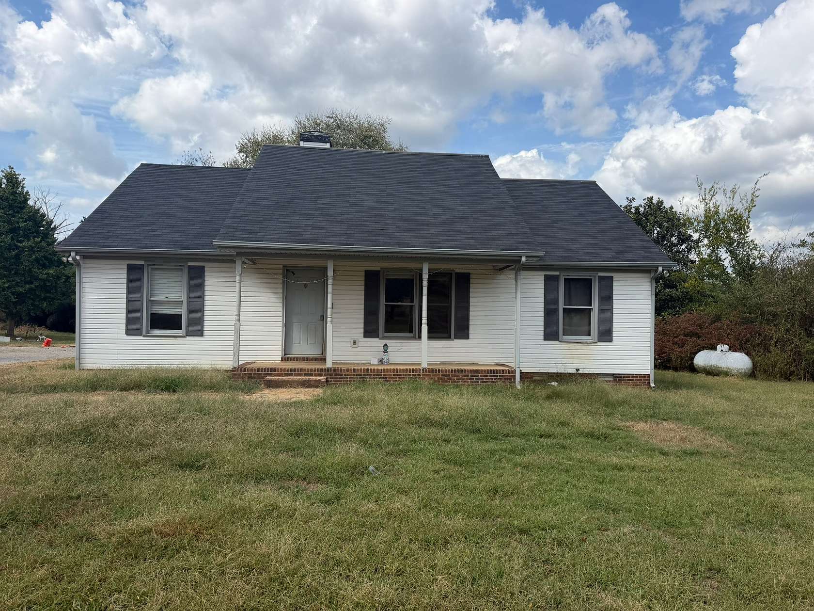 5 Acres of Land with Home for Auction in Readyville, Tennessee
