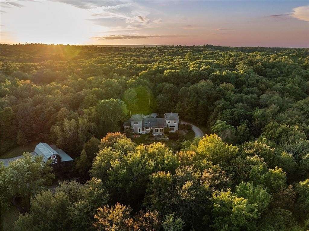 26.4 Acres of Recreational Land with Home for Sale in Glocester Town, Rhode Island