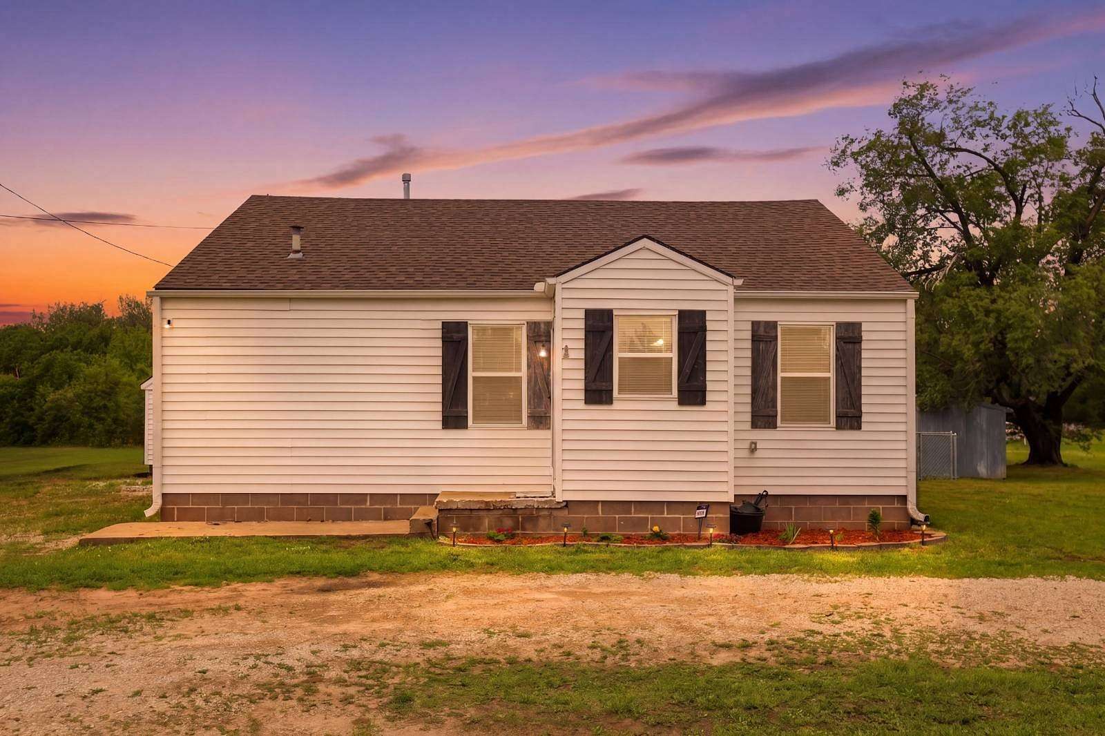 2.5 Acres of Land with Home for Sale in Ponca City, Oklahoma