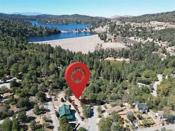 0.1 Acres of Land for Sale in Cedar Glen, California