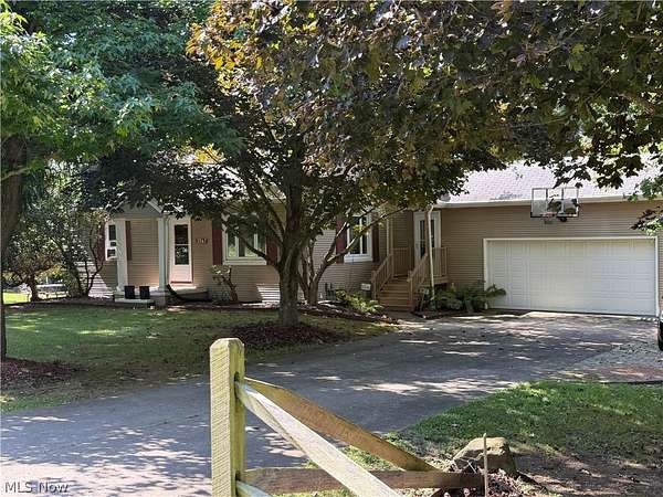 4 Acres of Land with Home for Sale in Salem, Ohio