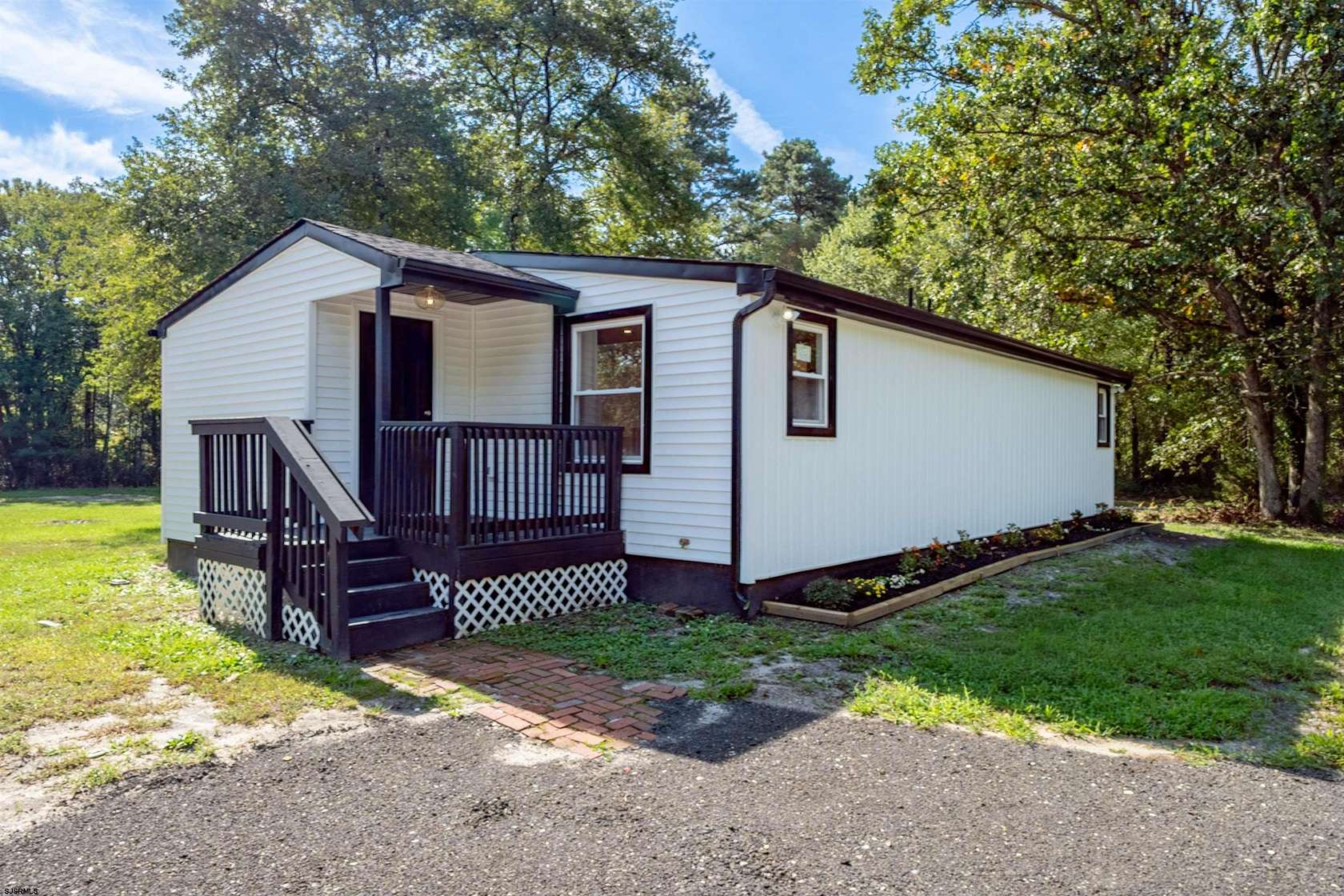 14.5 Acres of Land with Home for Sale in Egg Harbor City, New Jersey