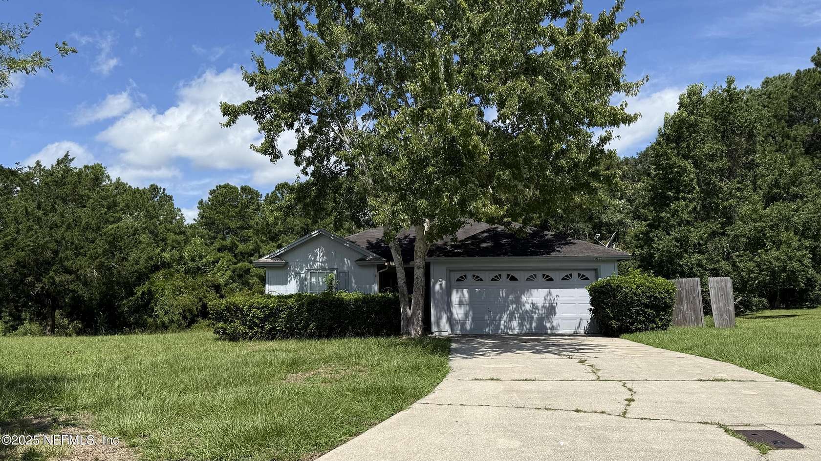 2.59 Acres of Land with Home for Sale in Jacksonville, Florida