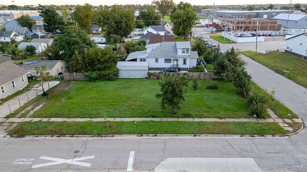 0.2 Acres of Land for Sale in Marshalltown, Iowa