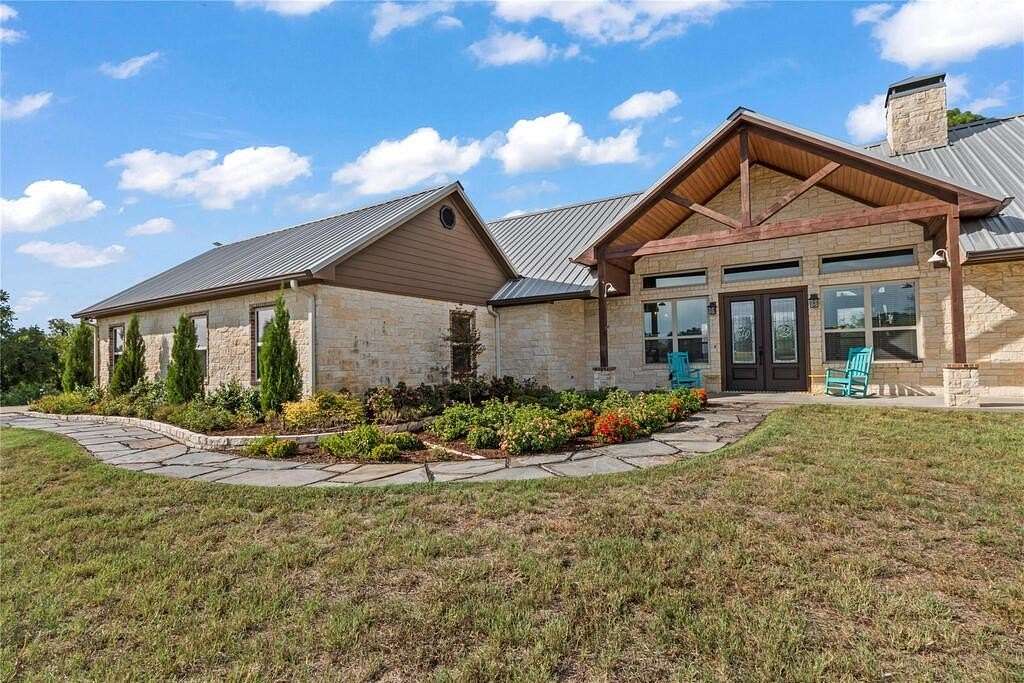 2 Acres of Land with Home for Sale in Athens, Texas