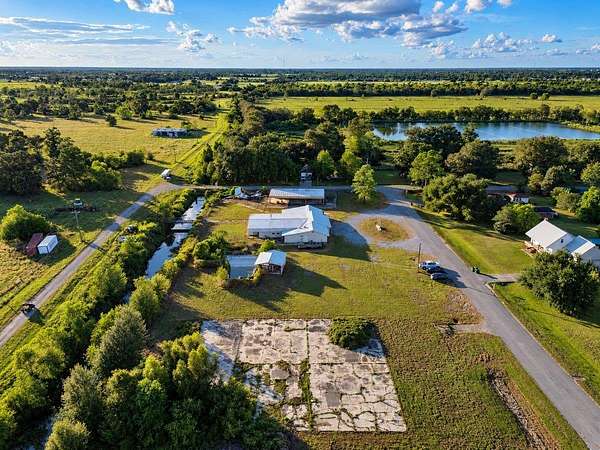 2.35 Acres of Improved Commercial Land for Sale in Raceland, Louisiana