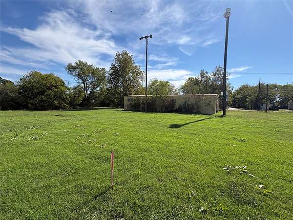 0.32 Acres of Residential Land for Sale in Commerce, Texas