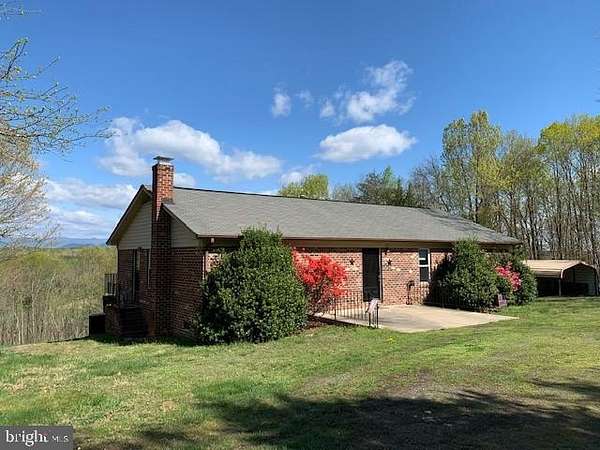 3 Acres of Land with Home for Lease in Barboursville, Virginia