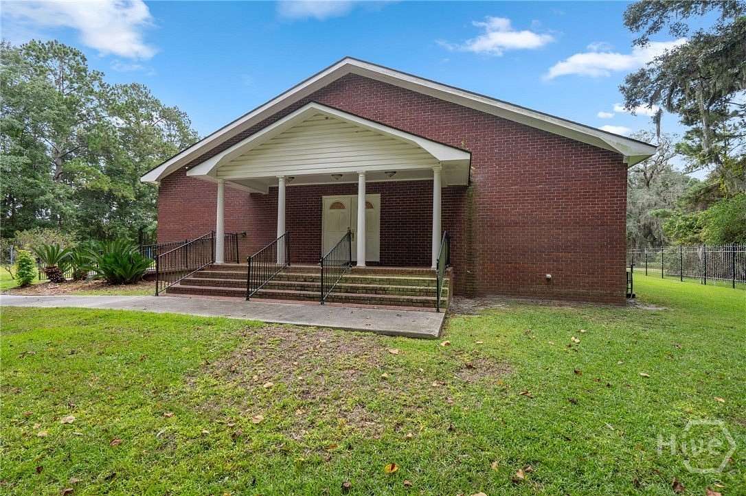 9.45 Acres of Improved Mixed-Use Land for Sale in Garden City, Georgia