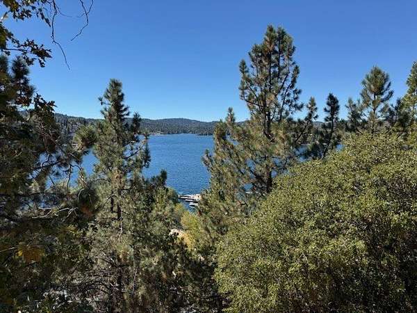 0.26 Acres of Land for Sale in Lake Arrowhead, California