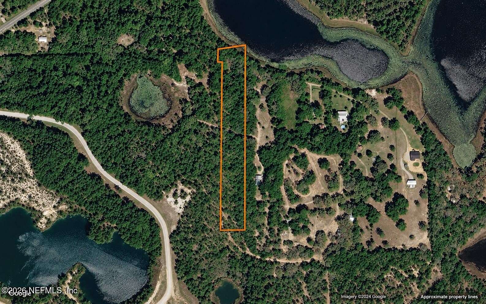 4 Acres of Residential Land for Sale in Interlachen, Florida