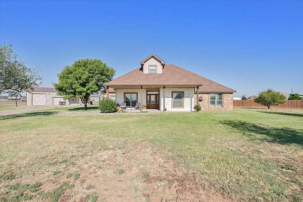 2.16 Acres of Land with Home for Sale in Amarillo, Texas