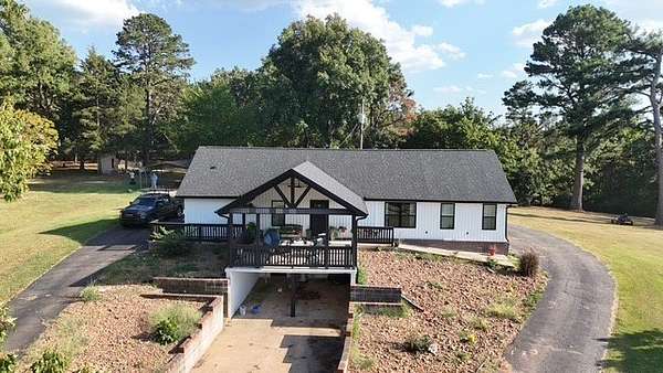 2.86 Acres of Land with Home for Sale in Lamar, Arkansas