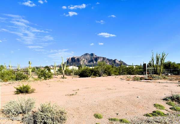 1.25 Acres of Residential Land for Sale in Apache Junction, Arizona