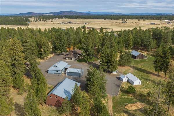 37.8 Acres of Land with Home for Sale in Nine Mile Falls, Washington