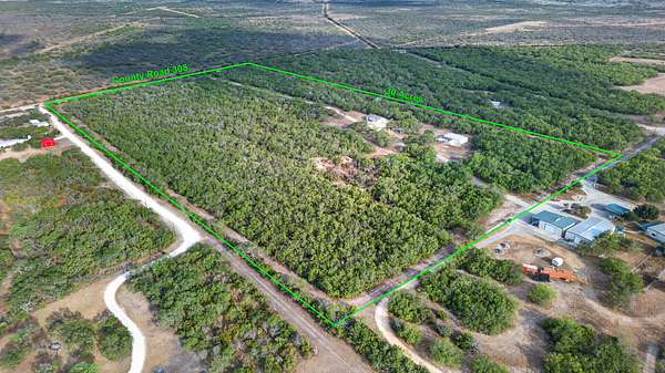 30 Acres of Recreational Land with Home for Sale in Orange Grove, Texas