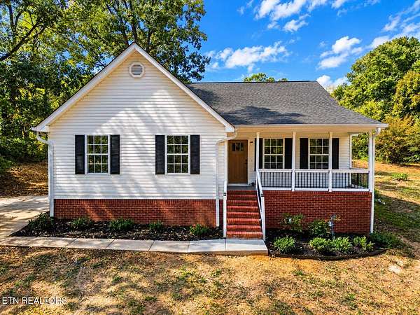 5 Acres of Land with Home for Sale in Ooltewah, Tennessee
