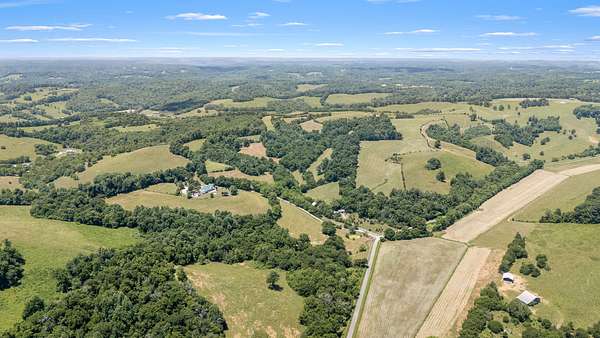 56.8 Acres of Agricultural & Residential Land for Sale in Shelbyville, Tennessee