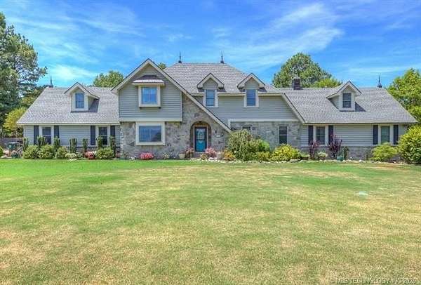 2.86 Acres of Land with Home for Sale in Okmulgee, Oklahoma