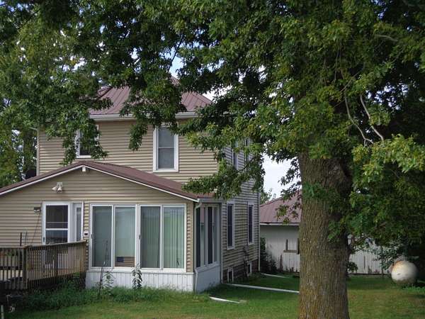 1.6 Acres of Land with Home for Sale in Independence, Iowa