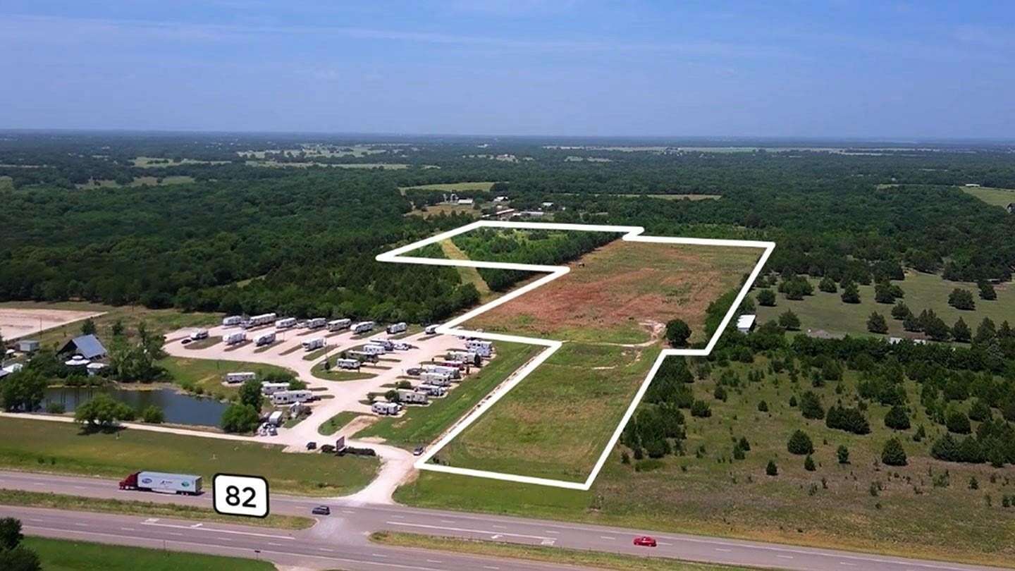 24.7 Acres of Agricultural Land for Sale in Sherman, Texas