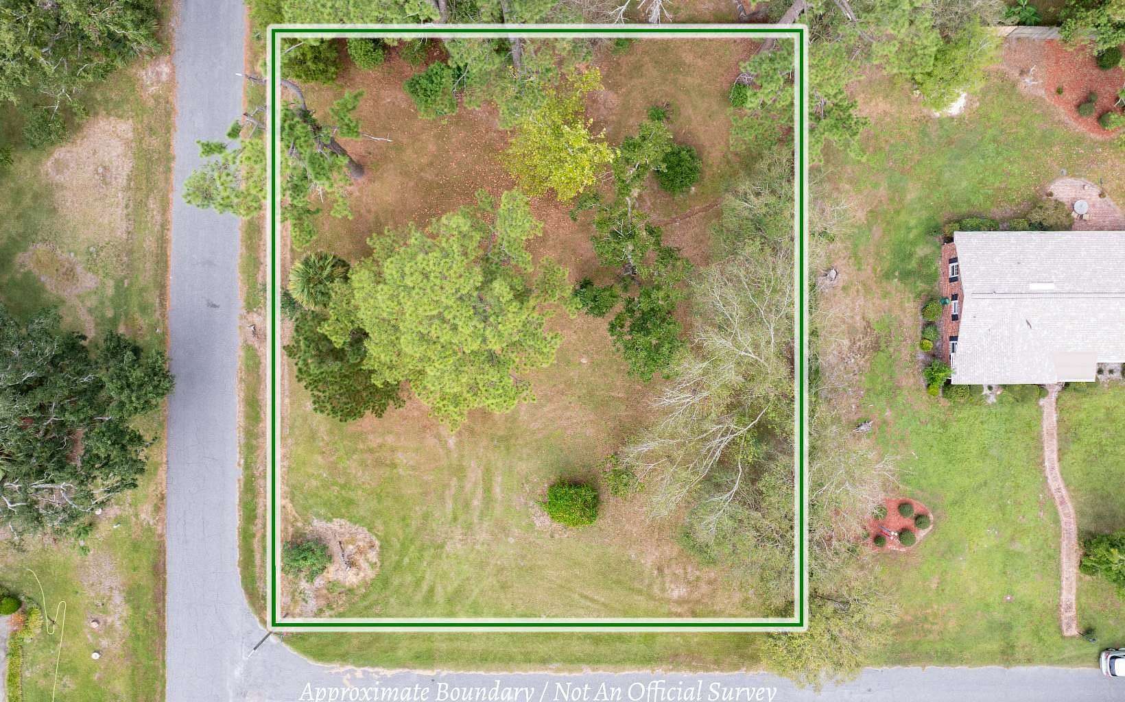 0.4 Acres of Residential Land for Sale in Live Oak, Florida