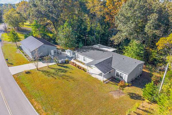 1.56 Acres of Land with Home for Sale in Clarksville, Tennessee
