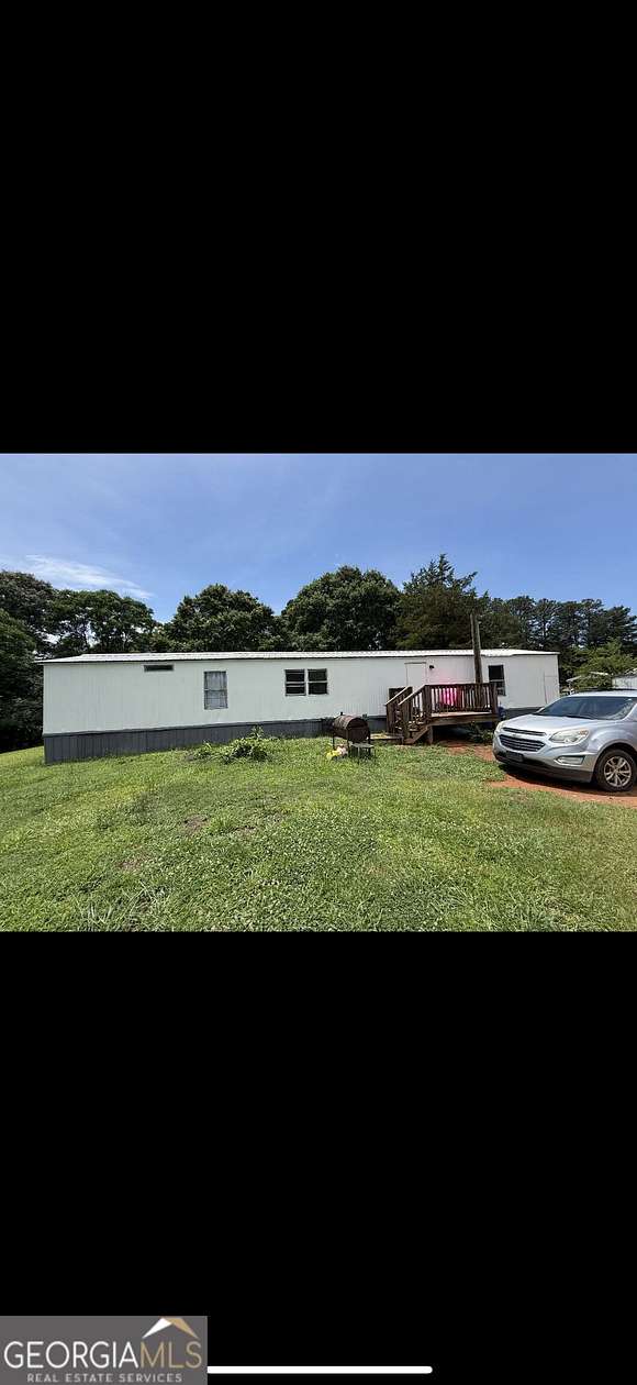 2 Acres of Land with Home for Sale in Hartwell, Georgia
