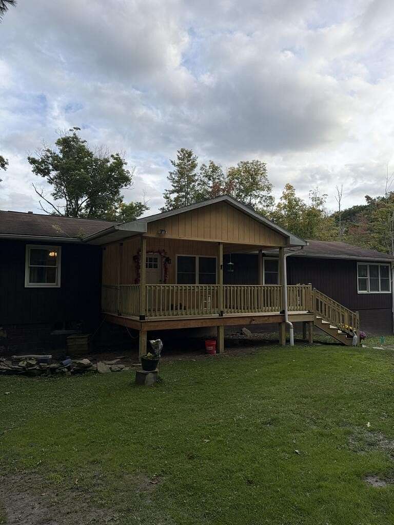 19.2 Acres of Land with Home for Sale in Sayre, Pennsylvania