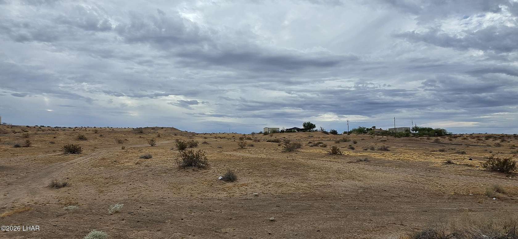 19.9 Acres of Land for Sale in Ehrenberg, Arizona