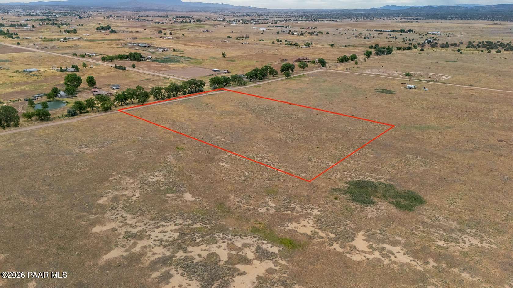 8 Acres of Land for Sale in Paulden, Arizona