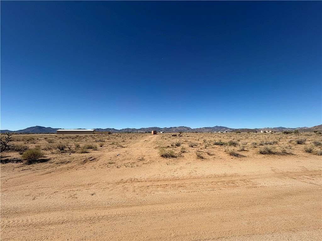 2 Acres of Residential Land for Sale in Kingman, Arizona