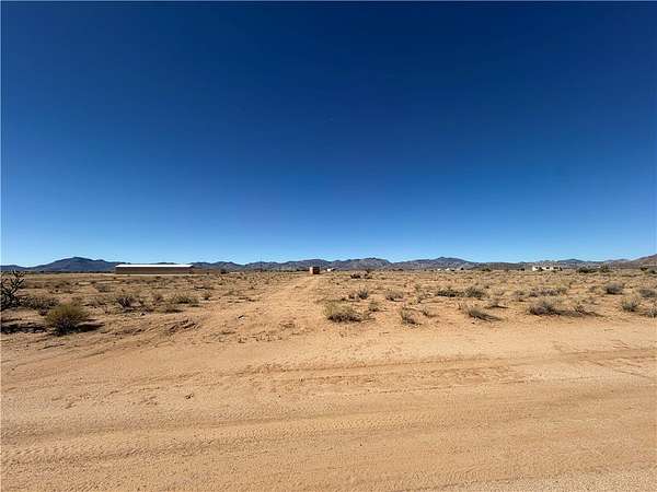 2 Acres of Residential Land for Sale in Kingman, Arizona
