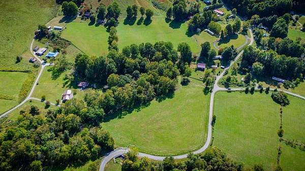 12 Acres of Land for Auction in Elizabethton, Tennessee