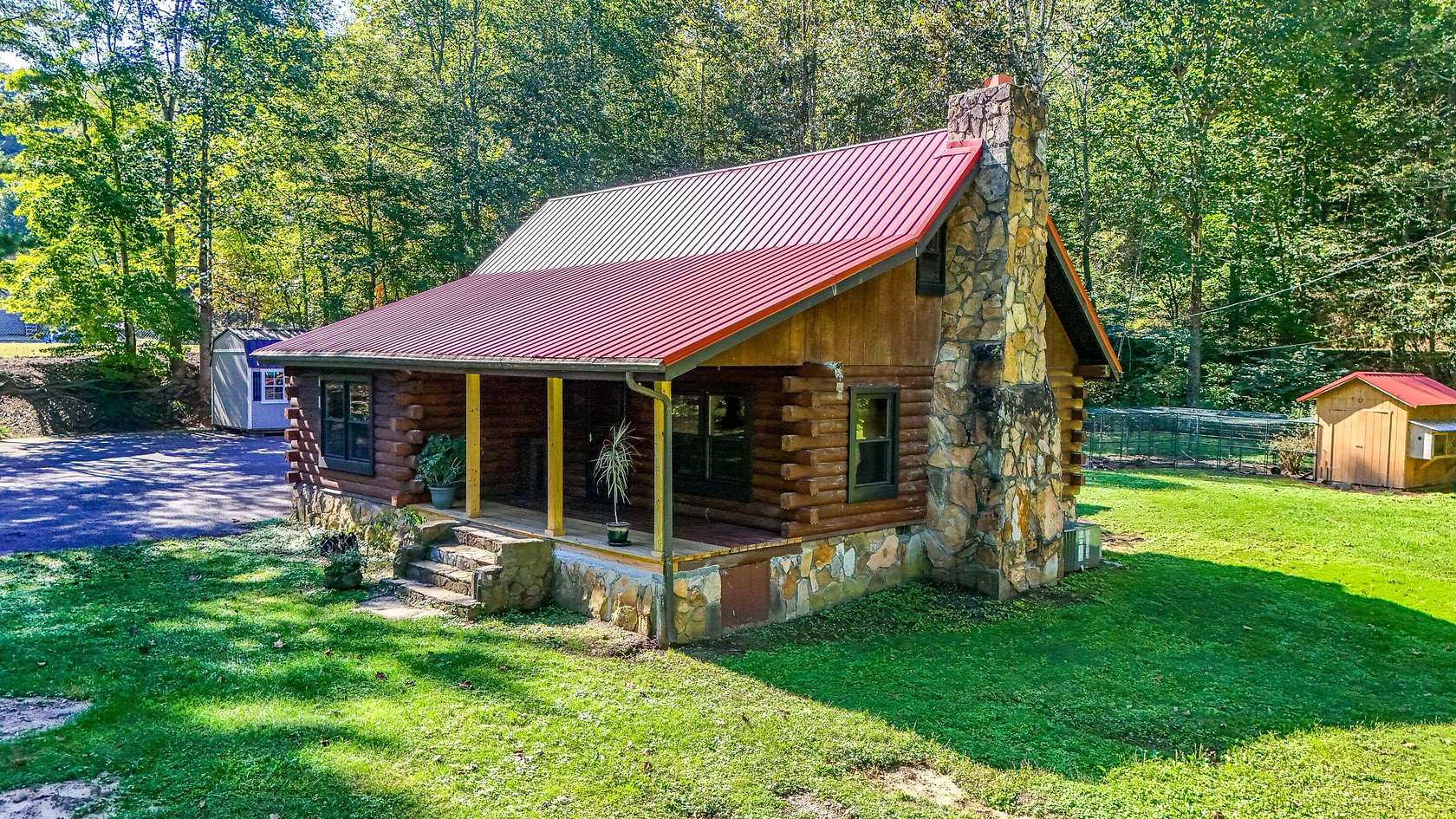1.52 Acres of Land with Home for Sale in Keith, Kentucky