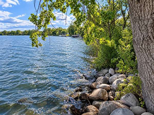 0.39 Acres of Residential Land for Sale in Cottonwood, Minnesota